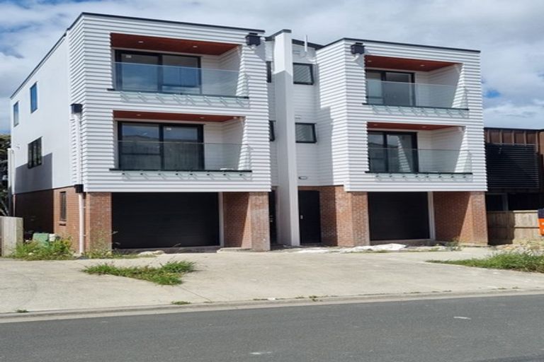 Photo of property in 10 Waka Street, Albany Heights, Auckland, 0632