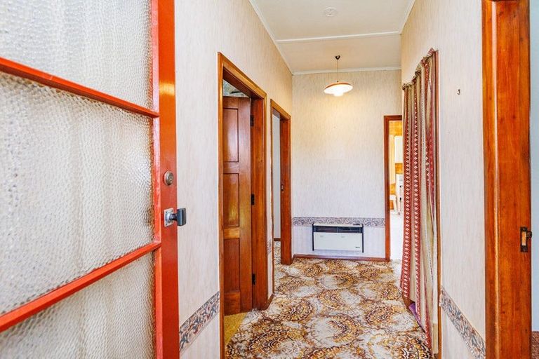 Photo of property in 59 Manson Street, Terrace End, Palmerston North, 4410