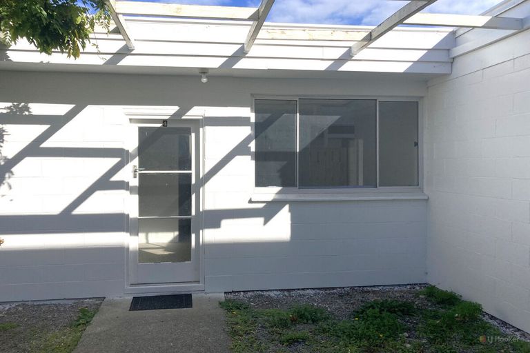 Photo of property in 100 Shearman Street, Waimate, 7924