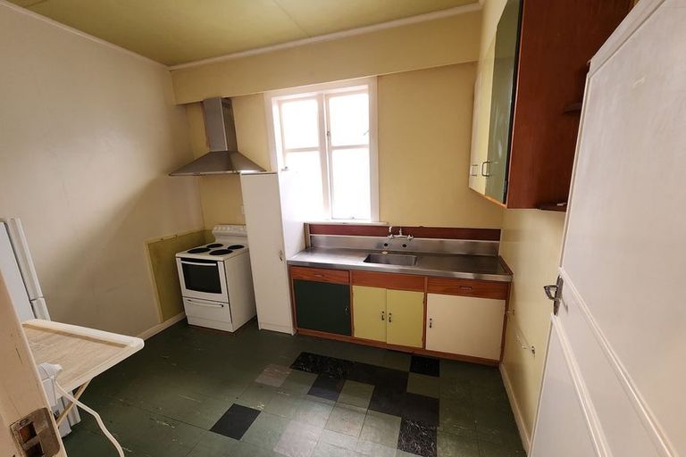 Photo of property in 67 Pirie Street, Mount Victoria, Wellington, 6011