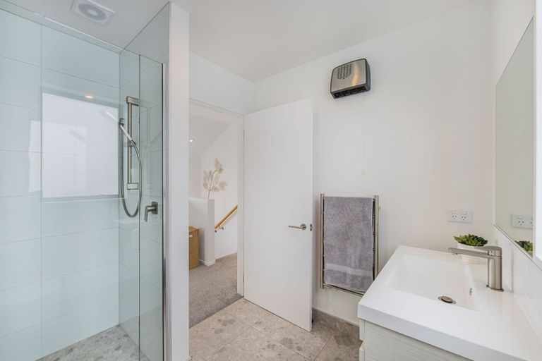 Photo of property in 211a Springfield Road, St Albans, Christchurch, 8014