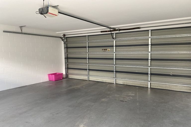 Photo of property in 972c Colombo Street, St Albans, Christchurch, 8014