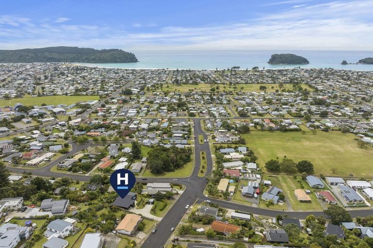 Photo of property in 203 The Drive, Whangamata, 3620