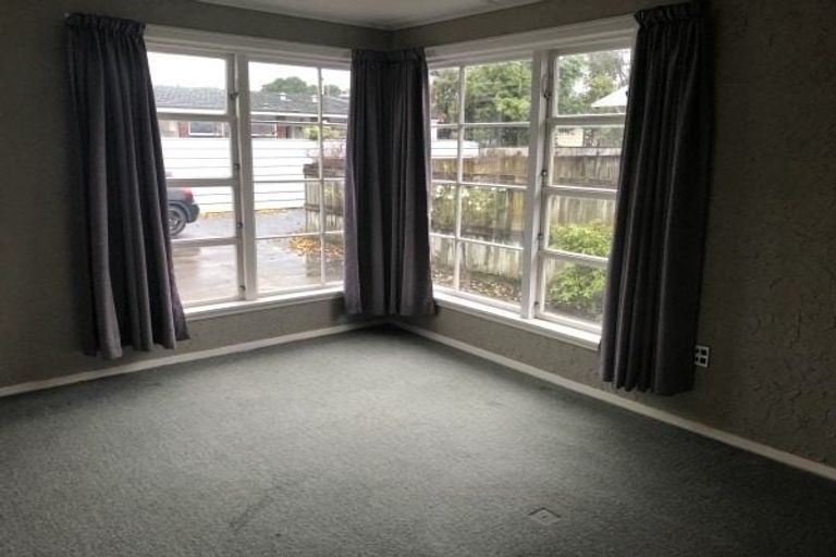 Photo of property in 15a Limbrick Street, Terrace End, Palmerston North, 4410