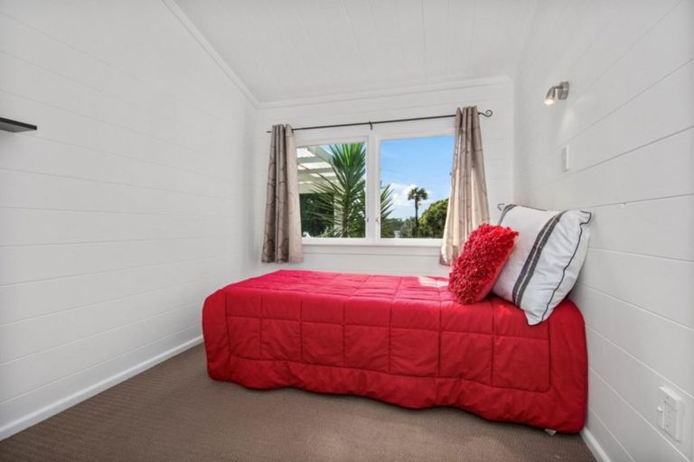 Photo of property in 202 Welcome Bay Road, Welcome Bay, Tauranga, 3112