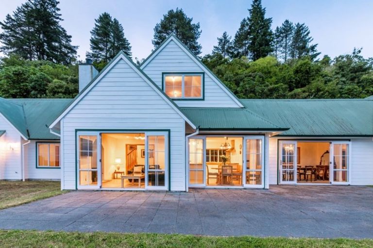 Photo of property in 26 Brunette Drive, Acacia Bay, Taupo, 3330