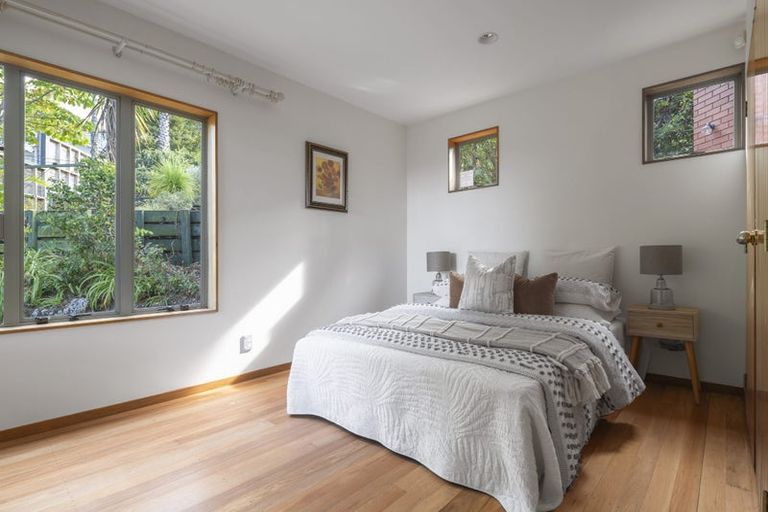 Photo of property in 42 Penguin Drive, Murrays Bay, Auckland, 0630