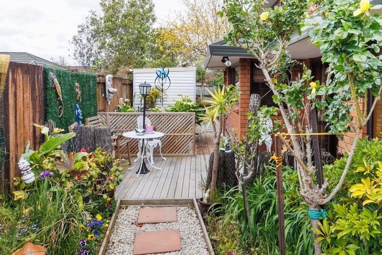 Photo of property in 36 Jefferson Crescent, Milson, Palmerston North, 4414