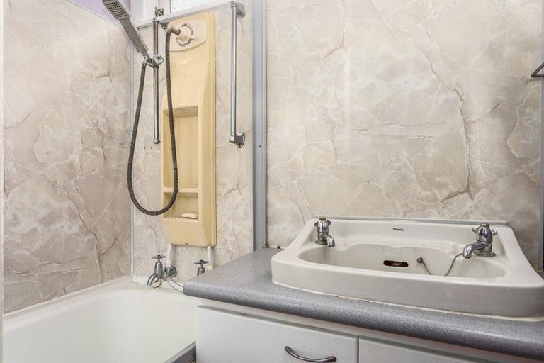 Photo of property in 5 Mackenzie Street, Kawerau, 3127