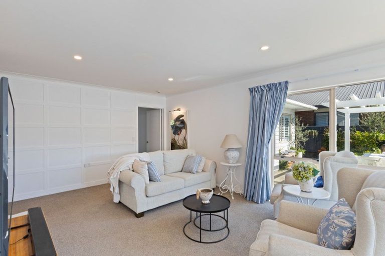 Photo of property in 1/122 Clawton Street, Westown, New Plymouth, 4310