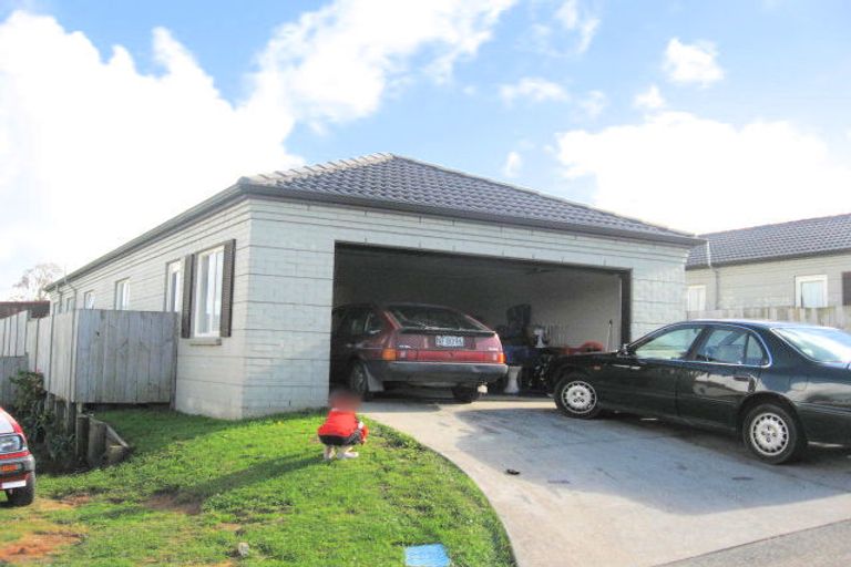 Photo of property in 33 Senator Drive, Manurewa, Auckland, 2105