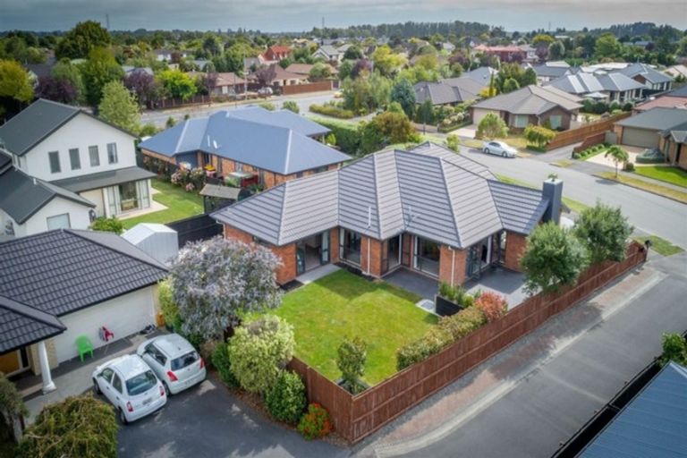 Photo of property in 12 Cassinia Gardens, Aidanfield, Christchurch, 8025