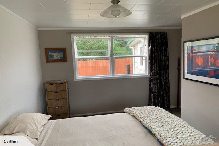 Photo of property in 8 Mission Road, Port Waikato, Tuakau, 2695