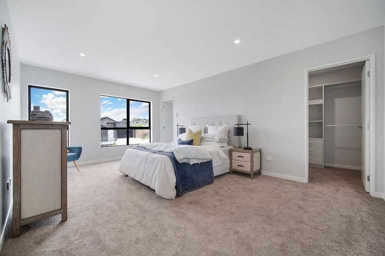 Photo of property in 1 Kate Duncan Drive, Swanson, Auckland, 0614