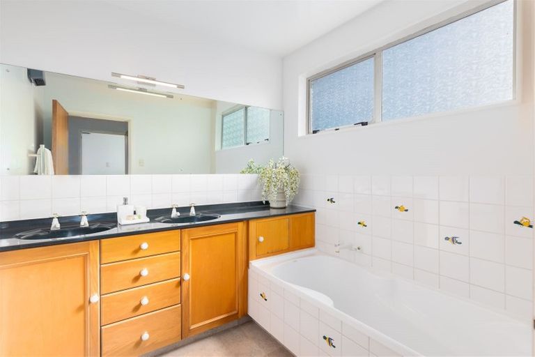 Photo of property in 6 Chilton Drive, Mairehau, Christchurch, 8052