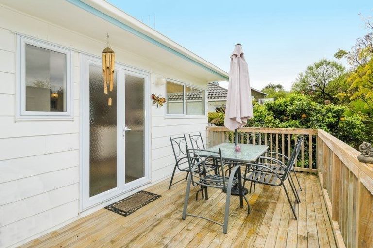 Photo of property in 2/67 Stredwick Drive, Torbay, Auckland, 0630
