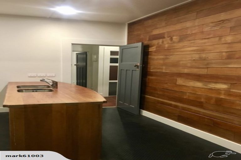 Photo of property in 153 Carlyle Street, Napier South, Napier, 4110