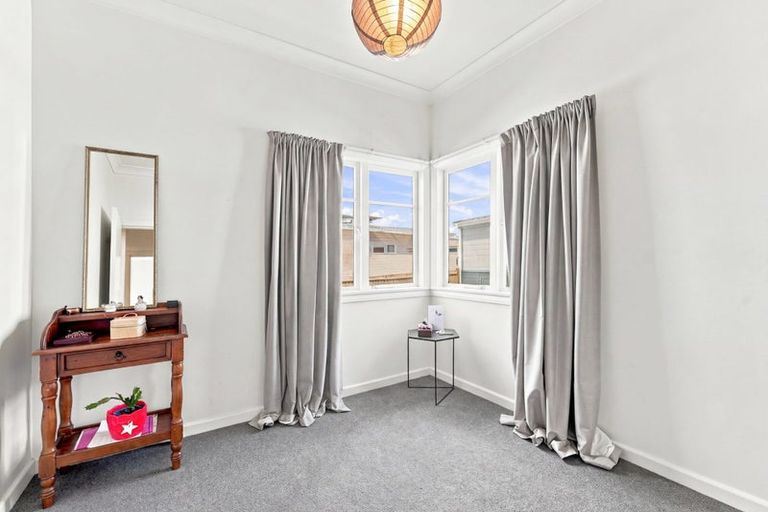 Photo of property in 43 Field Street, Aramoho, Whanganui, 4500