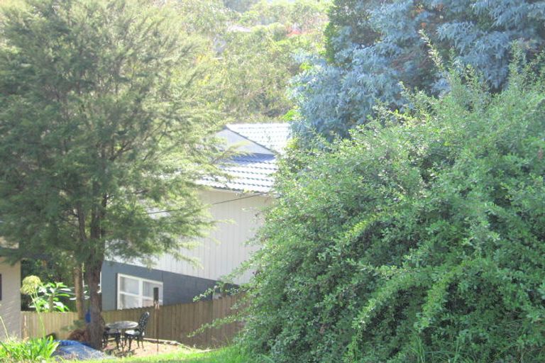 Photo of property in 1040 East Coast Road, Fairview Heights, Auckland, 0630