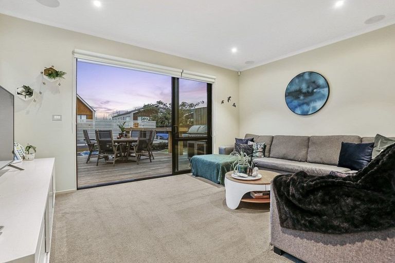 Photo of property in 4 Kanuka Road, Hobsonville, Auckland, 0616