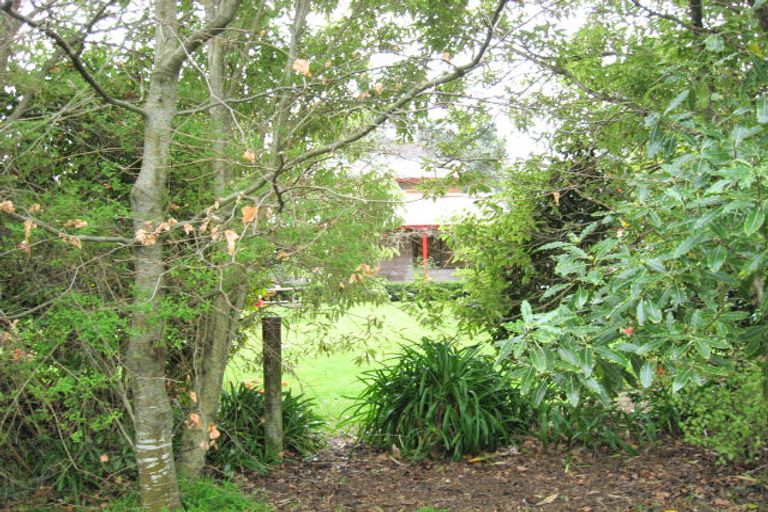 Photo of property in 1 Kahu Road, Otaihanga, Paraparaumu, 5036