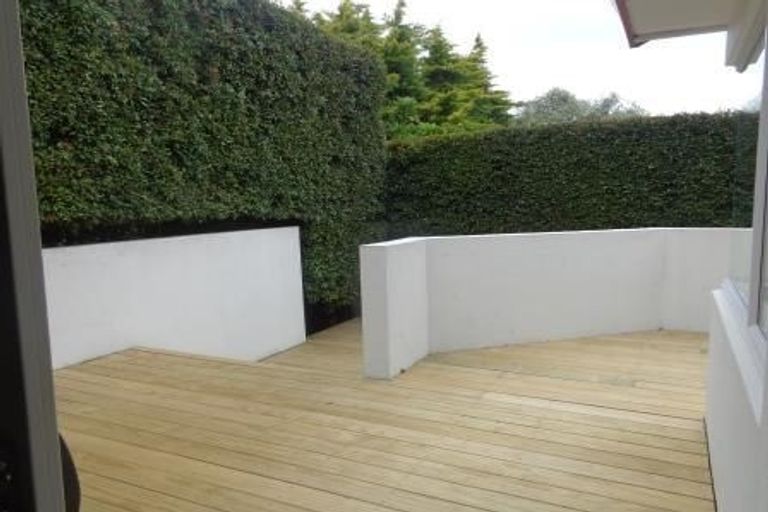 Photo of property in 38 Pukatea Avenue, Albany, Auckland, 0632