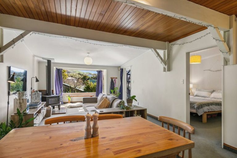 Photo of property in The Triangle, 11/33 Halswater Drive, Churton Park, Wellington, 6037