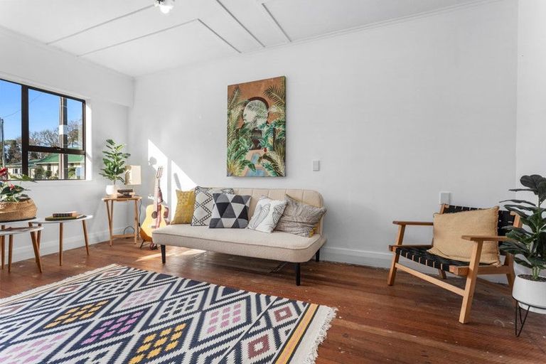 Photo of property in 90 College Road, Edgecumbe, 3120