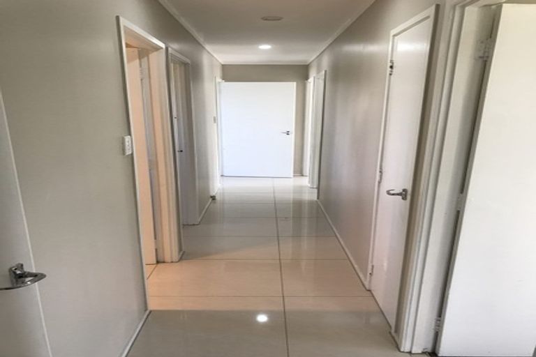 Photo of property in 7 Secretariat Place, Randwick Park, Auckland, 2105