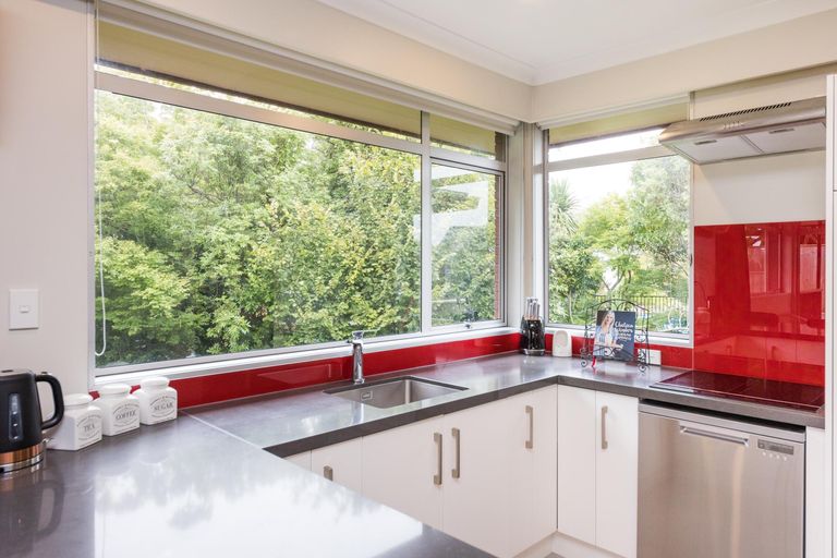 Photo of property in 14 Kensington Mews, Hokowhitu, Palmerston North, 4410