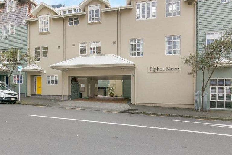 Photo of property in 38 Pipitea Street, Thorndon, Wellington, 6011