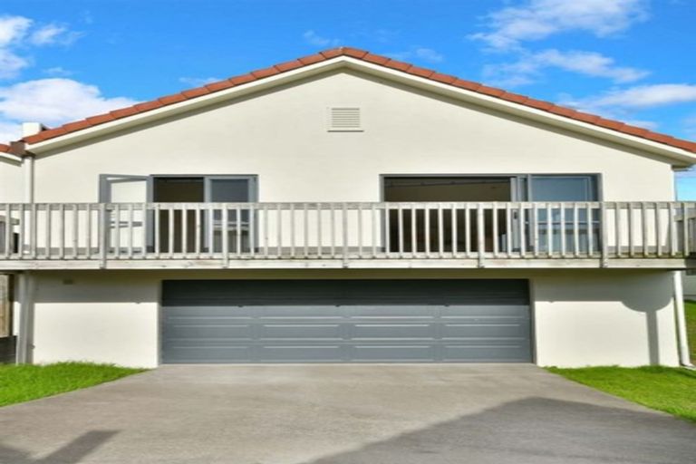 Photo of property in 8 Alverna View, Gulf Harbour, Whangaparaoa, 0930