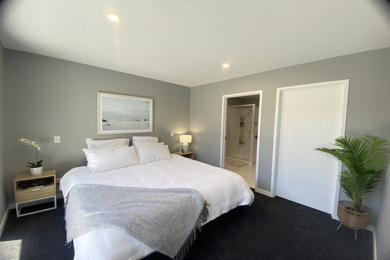 Photo of property in 12 Papaka Lane, Poike, Tauranga, 3112