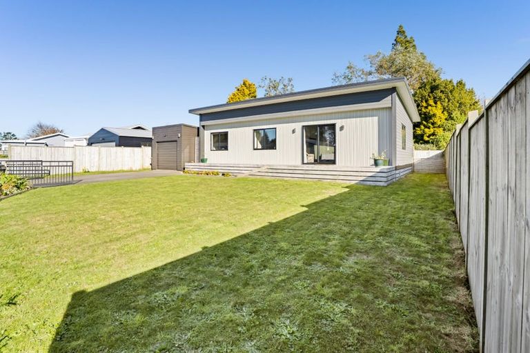 Photo of property in 7 Manatu Lane, Inglewood, 4330