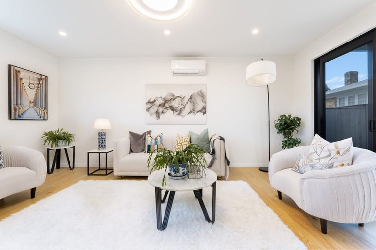 Photo of property in 28b Kereru Street, Henderson, Auckland, 0612