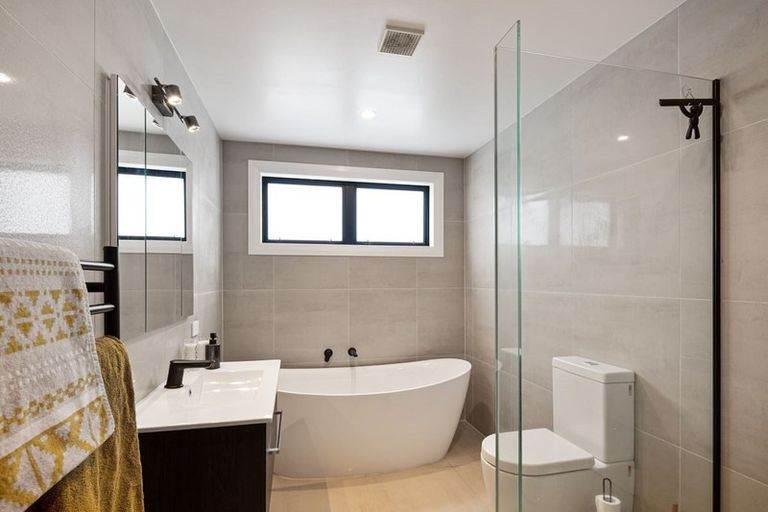 Photo of property in 2 Bourke Street, Kilbirnie, Wellington, 6022