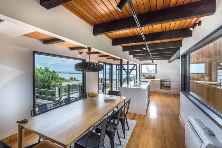 Photo of property in 20 Patmos Place, Mount Pleasant, Christchurch, 8081