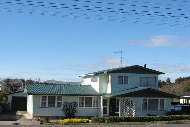 Photo of property in 77 Porangahau Road, Waipukurau, 4200