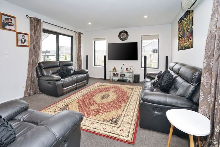 Photo of property in 10 Kemble Place, Flagstaff, Hamilton, 3210