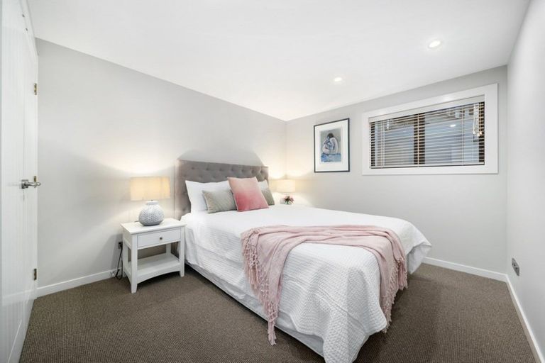 Photo of property in Marina Village, 1/10 Marina Drive, Frankton, Queenstown, 9300