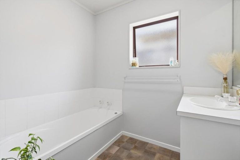 Photo of property in 33c Macloughlin Drive, Te Puke, 3119