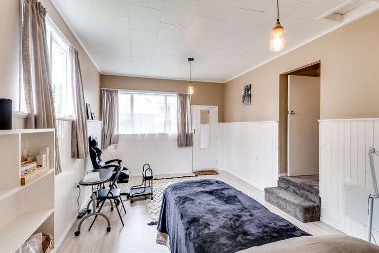 Photo of property in 5 Clark Avenue, Pirimai, Napier, 4112