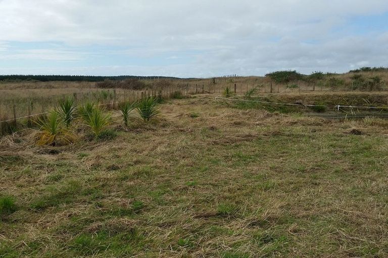 Photo of property in 48 Kanuka Drive, Waitarere, Levin, 5510