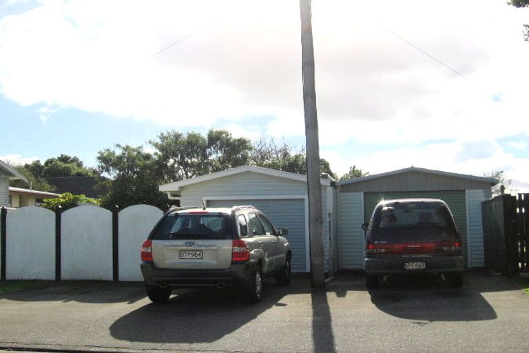 Photo of property in 10 Kingston Street, Boulcott, Lower Hutt, 5011