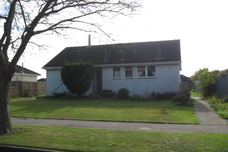 Photo of property in 80 Hoani Street, Northcote, Christchurch, 8052