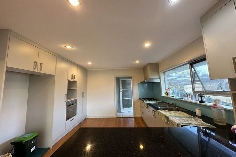 Photo of property in 13 The Boulevard, Sunnyhills, Auckland, 2010