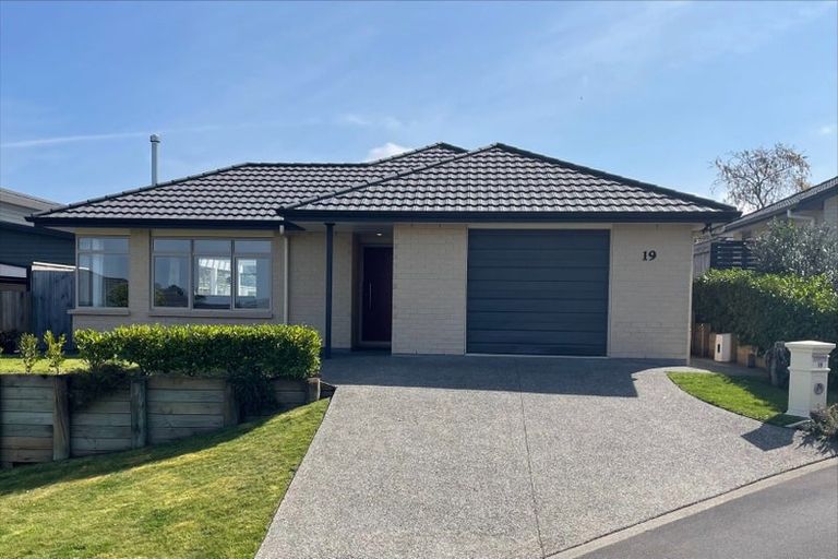 Photo of property in 19 Edith Collier Drive, Otamatea, Whanganui, 4500
