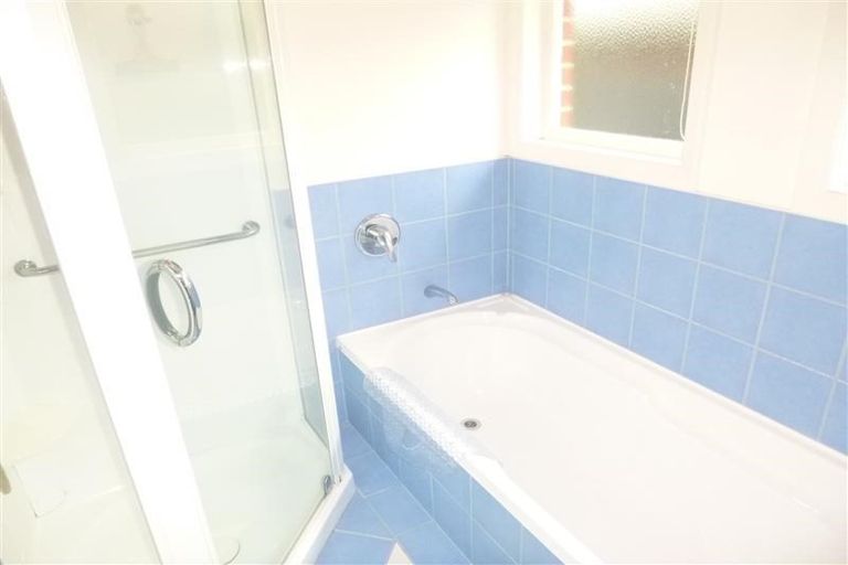 Photo of property in 1a Colin Grove, Hutt Central, Lower Hutt, 5010