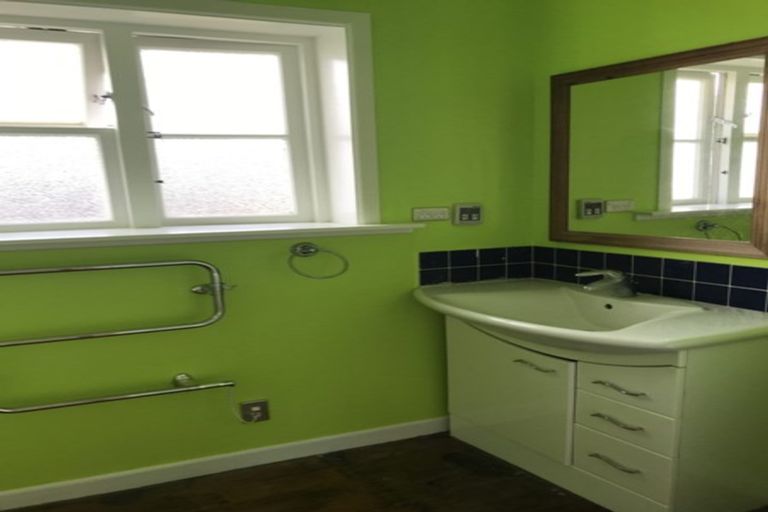 Photo of property in 275 Waterloo Road, Waterloo, Lower Hutt, 5011