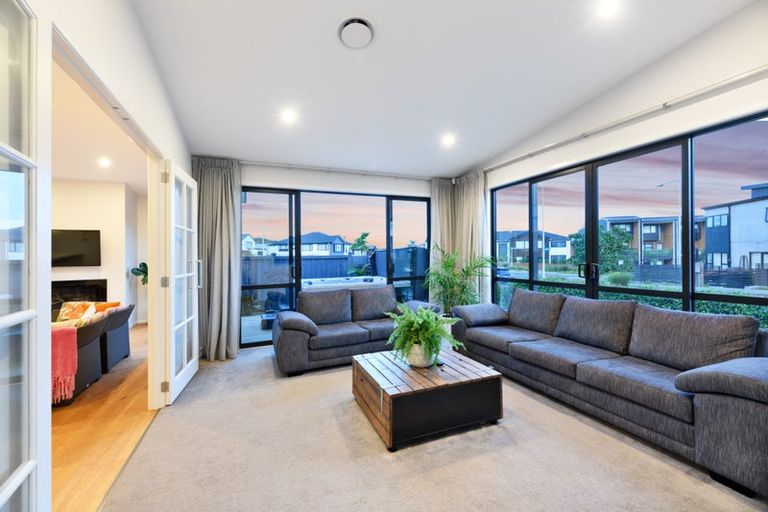 Photo of property in 4 Keel Street, Long Bay, Auckland, 0630